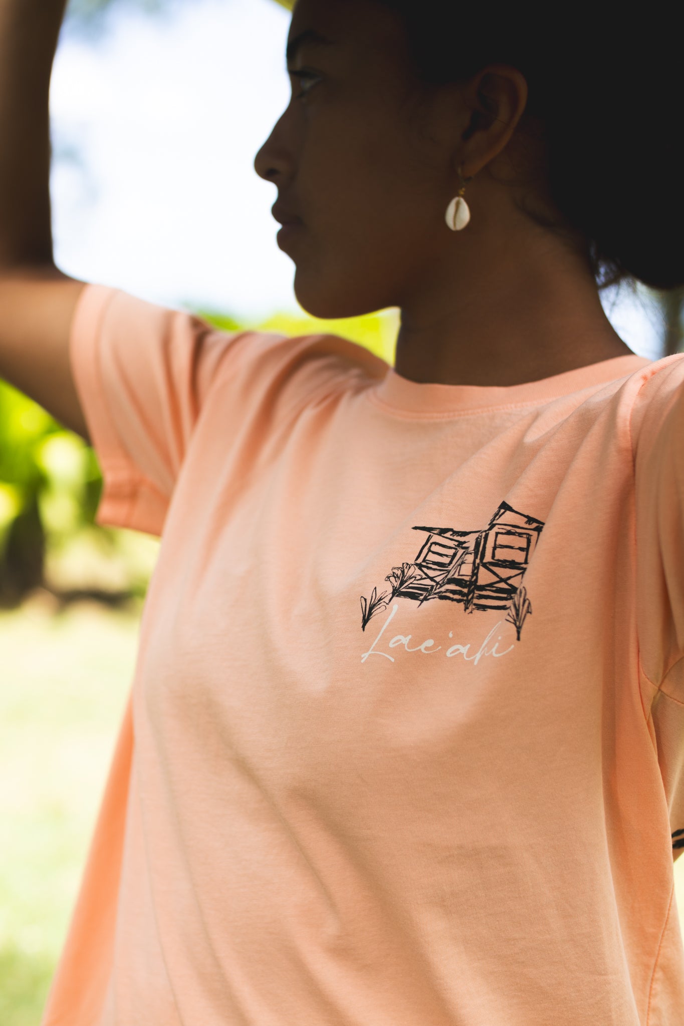 Ōpū Weuweu | Unisex Tee - peach
