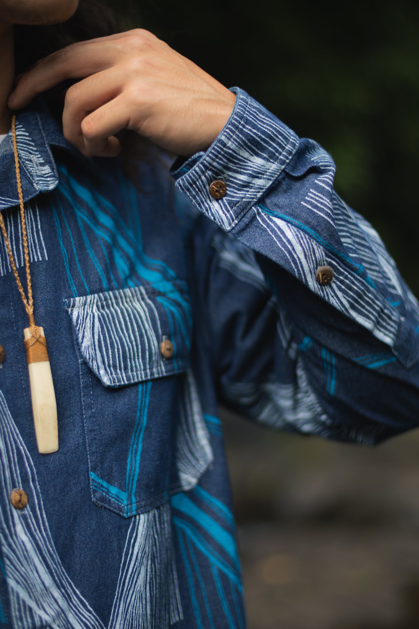 Nā Kahawai o Waipi'o | Kāne Longsleeve Overshirt - indigo