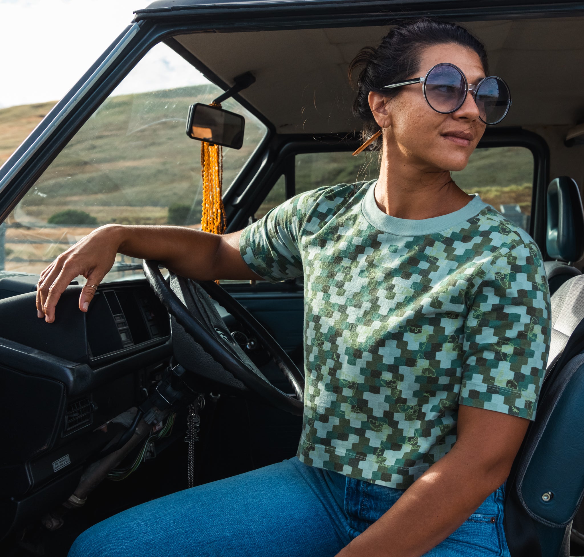 Mo'oinanea | Wide Hem Tee - *ASF*