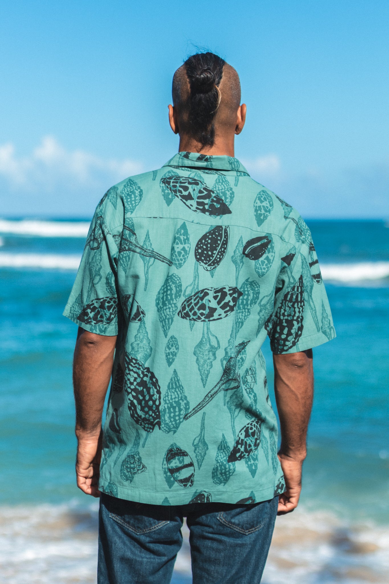 Nā Pūpū Aloha | Button-down Aloha Shirt - teal