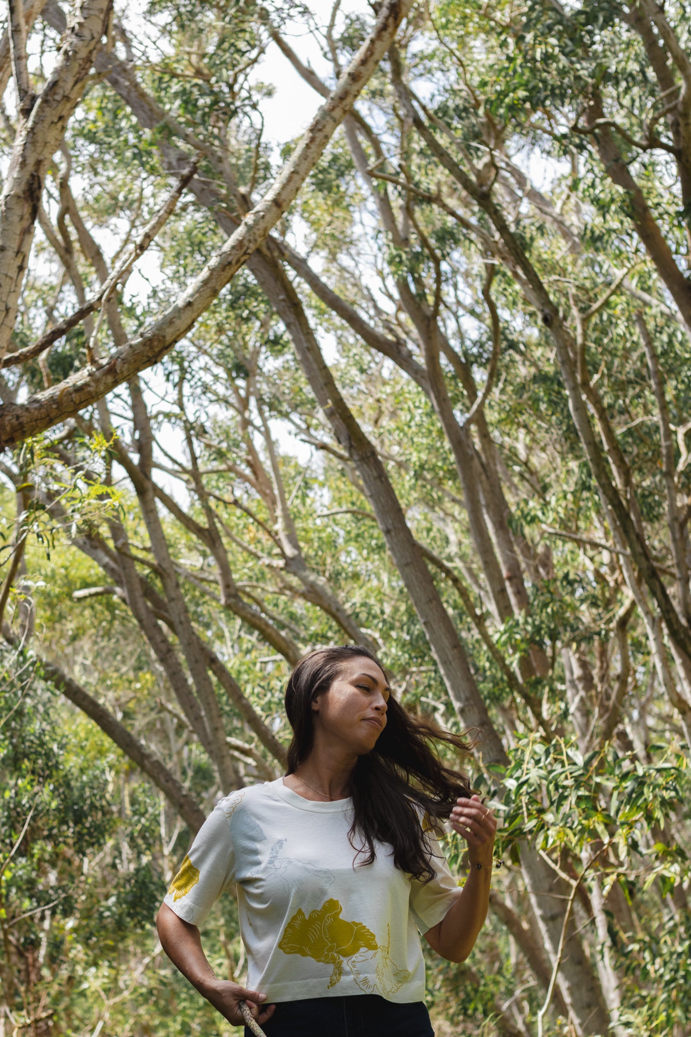 Koki'o/Hau hele 'ula | Wide Hem Tee - white