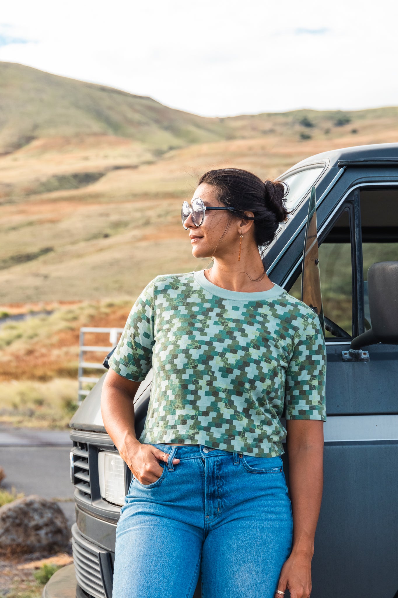 Mo'oinanea | Wide Hem Tee - *ASF*