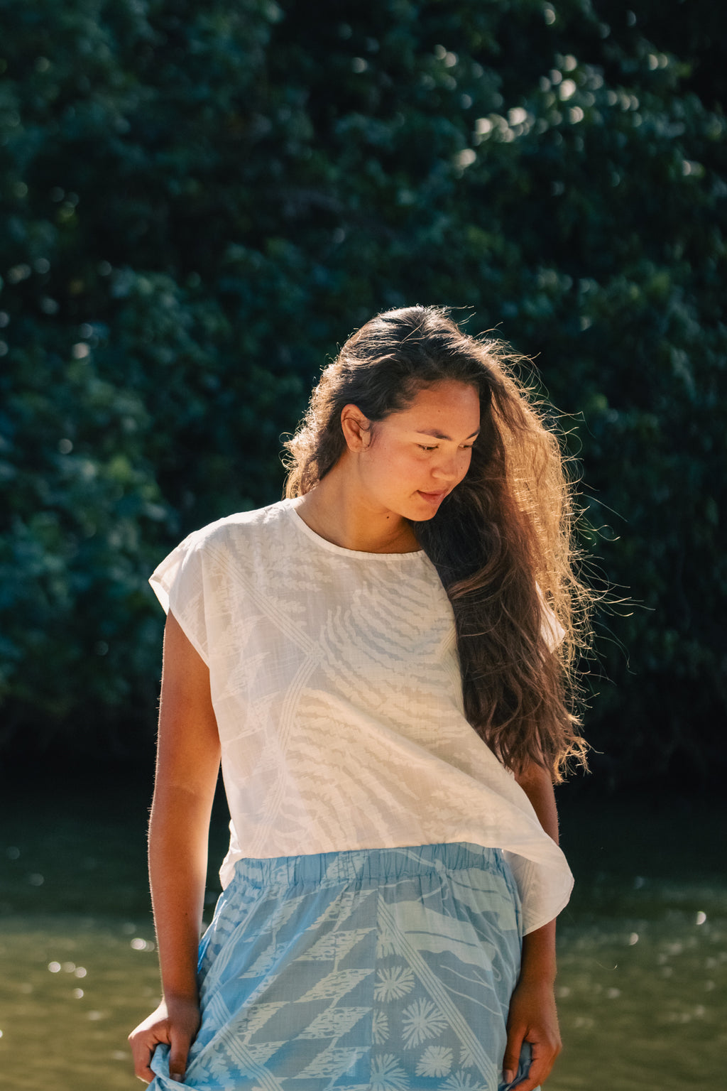 Hālanalana | Boxy Top - white