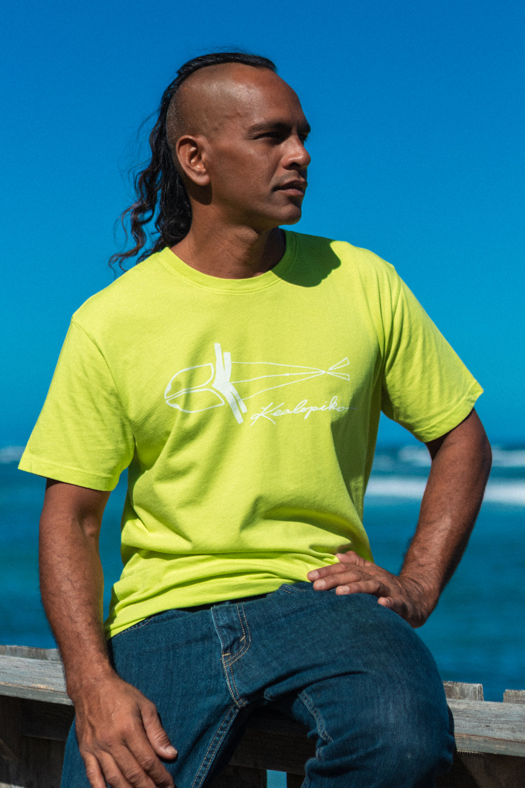 Moi Logo | Kāne Tee - lime