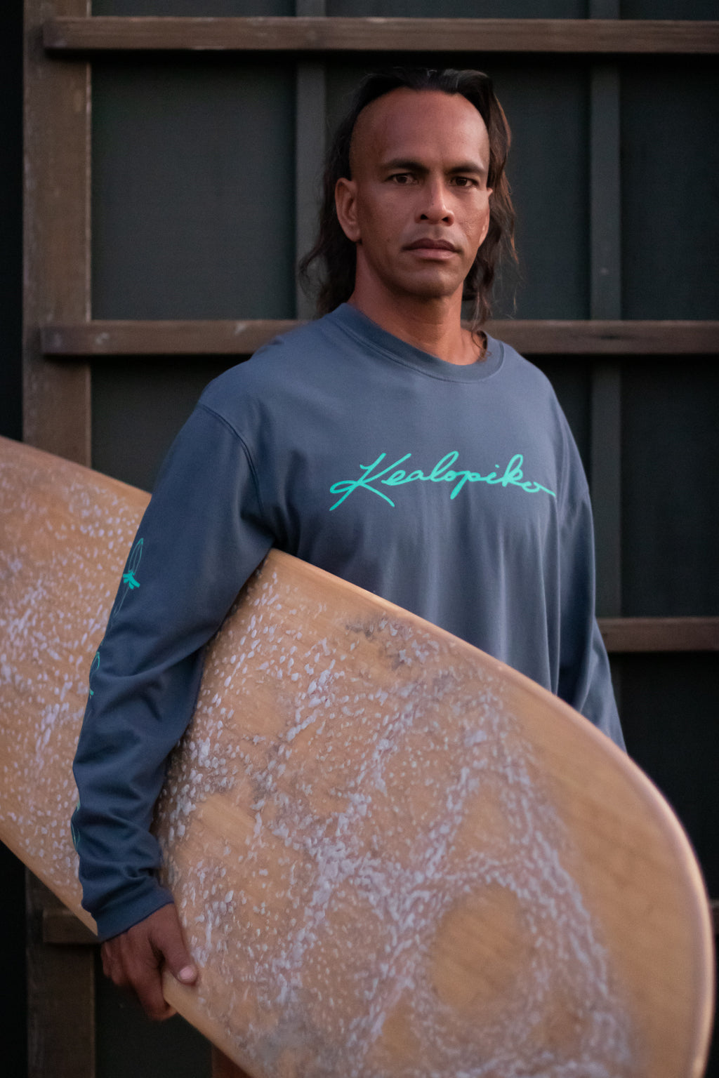 Moi Logo | Kāne Longsleeve Tee - gray