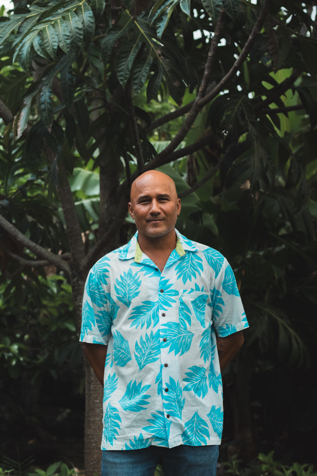 Lau ʻUlu | Button-down Aloha Shirt - white