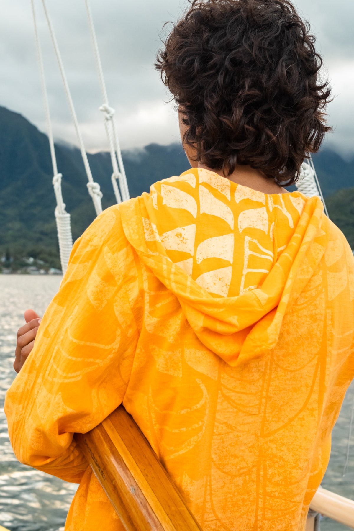 He Waʻa He Moku | Unisex Hoodie - orange
