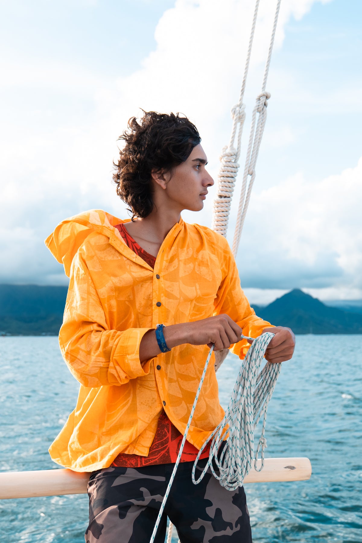 He Waʻa He Moku | Unisex Hoodie - orange