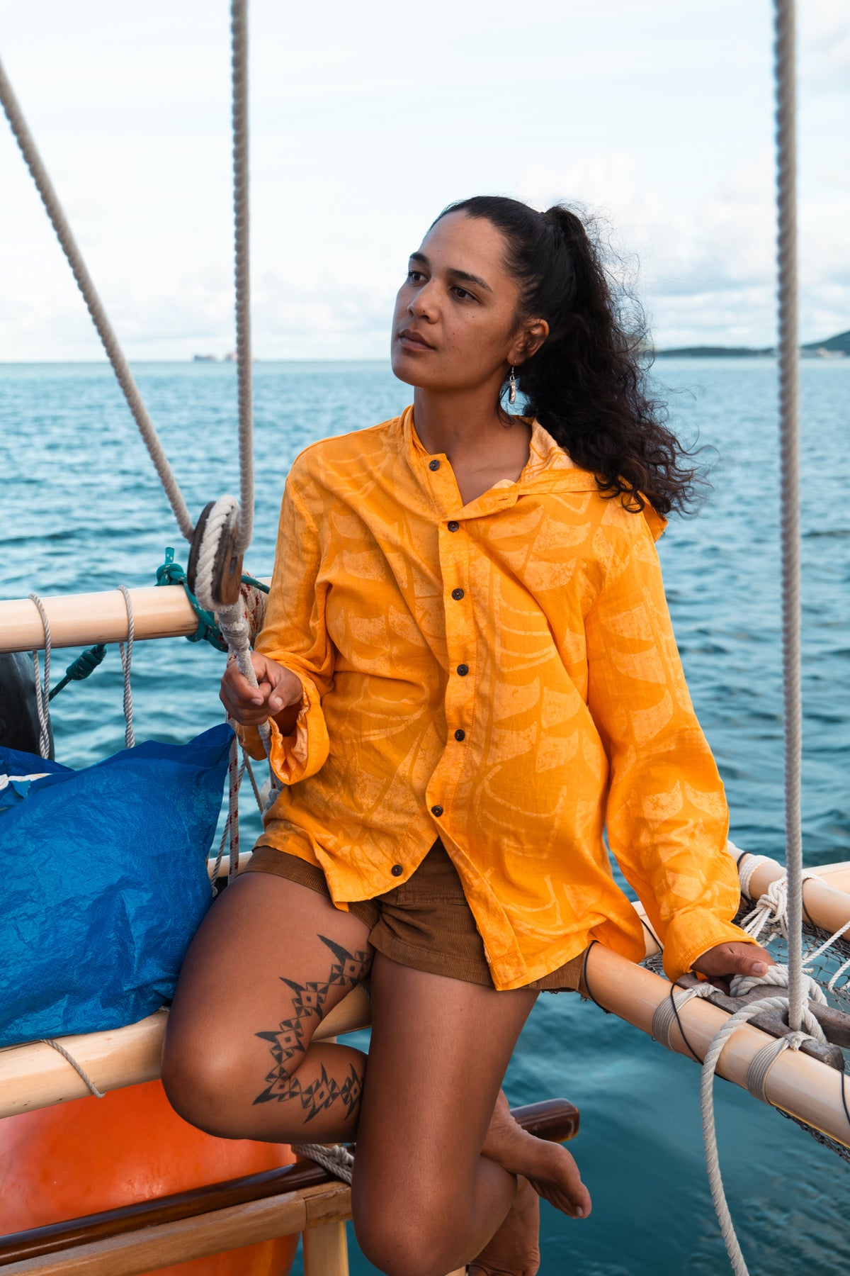 He Waʻa He Moku | Unisex Hoodie - orange